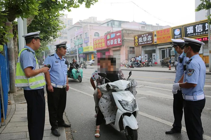 【关注】都是车牌惹的祸！淄博3名摩托车驾驶人被记24分