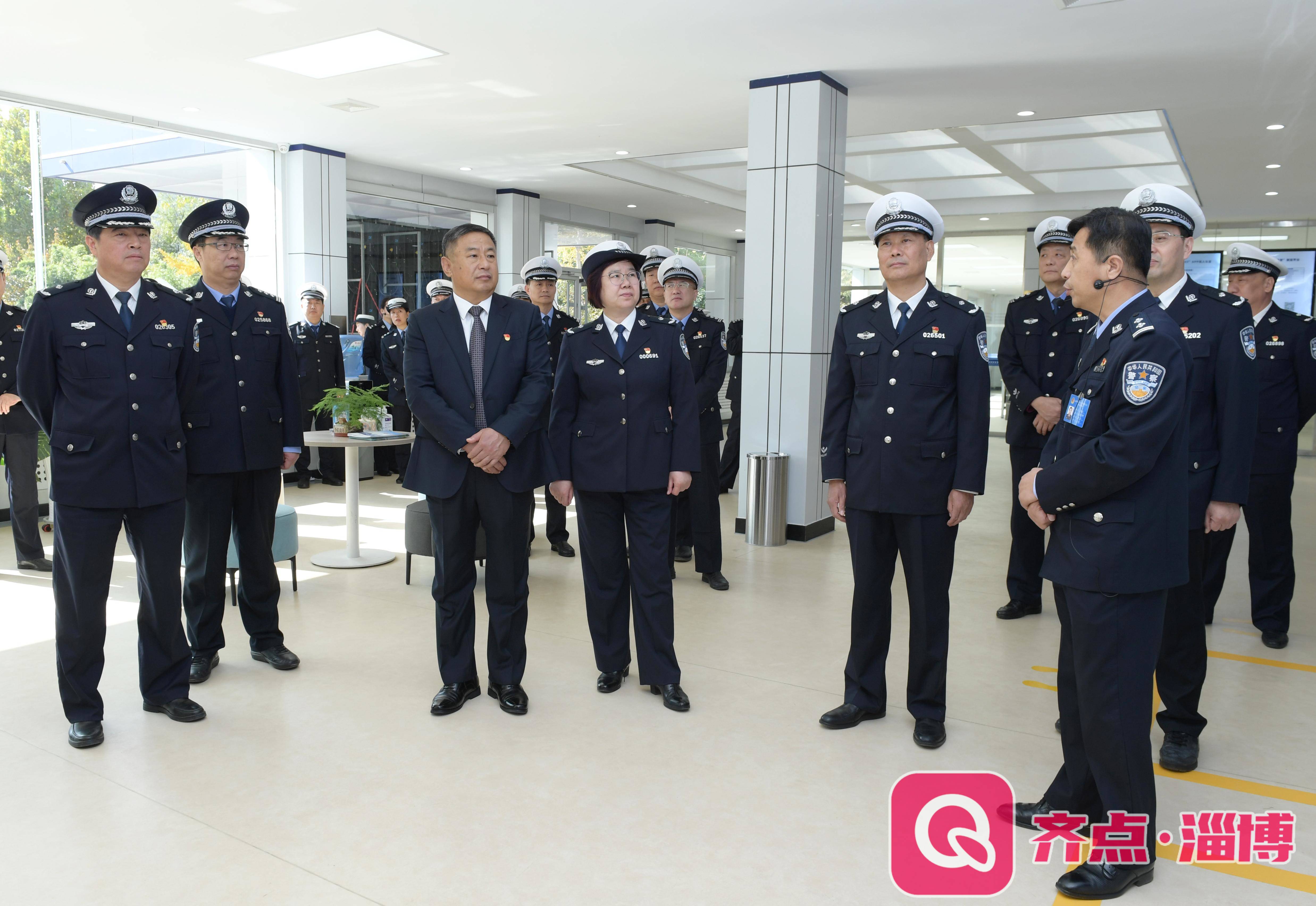 吴忠市市场监督管理局举行行政执法制服换装仪式