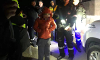 淄博一10岁女孩夜晚走失，警方出动无人机…