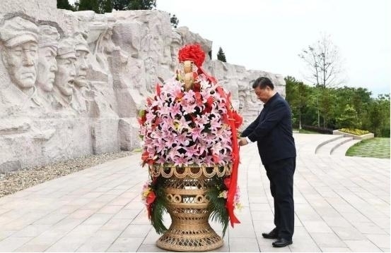 鉴往知来，跟着总书记学历史｜热血铸就长征精神