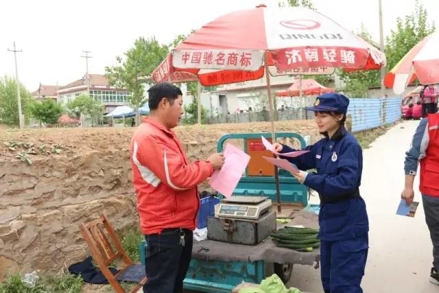 文昌湖消防救援大队联合多部门开展“五一”节前消防安全、森林防火系列宣传活动