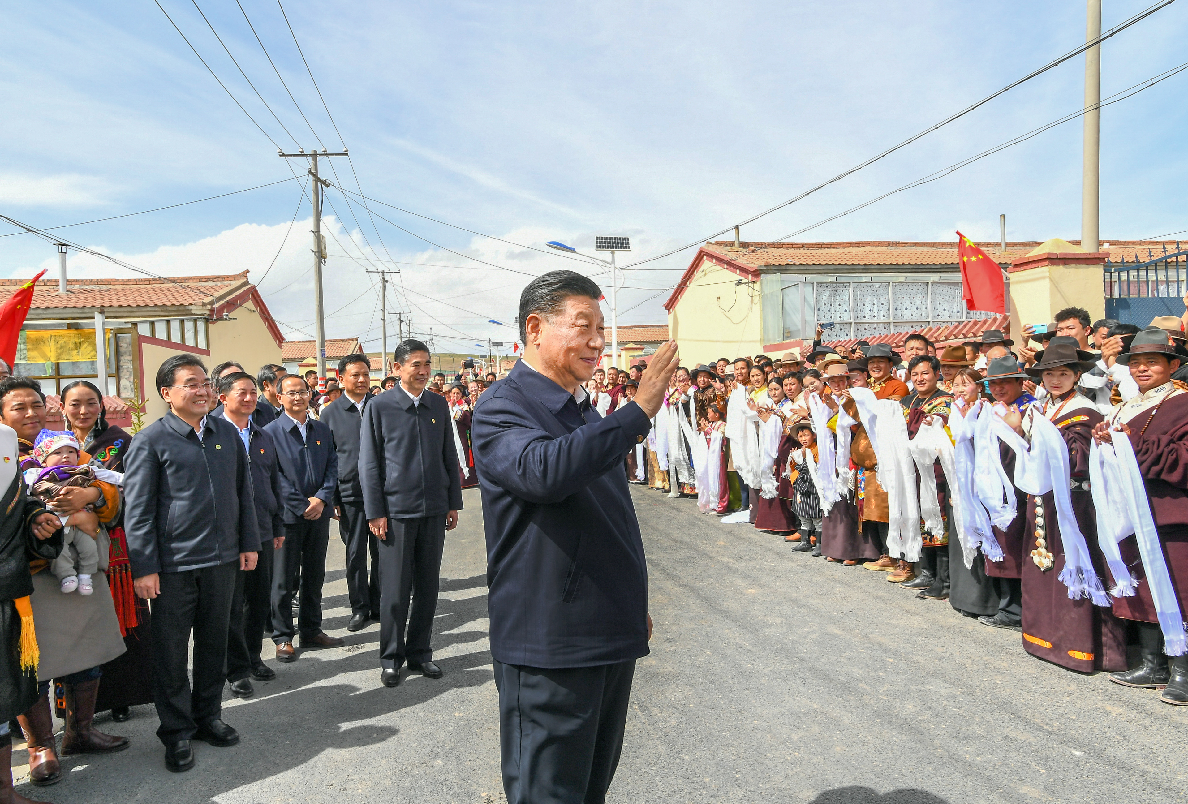 习近平：我们都是一家人，都是兄弟姐妹，我们的明天会更好