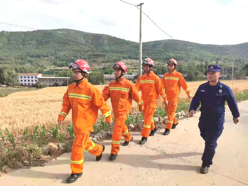 淄博市淄川区西河消防救援站：麦收防火很重要 全力护民保丰收！