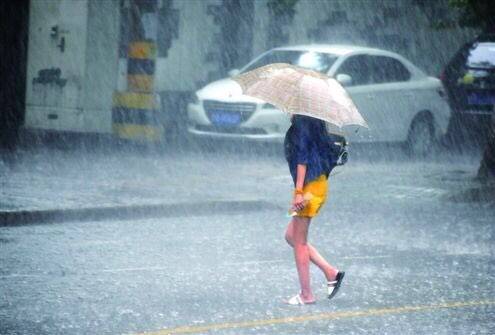 紧急提醒！中到大雨局部暴雨，出行请注意安全！