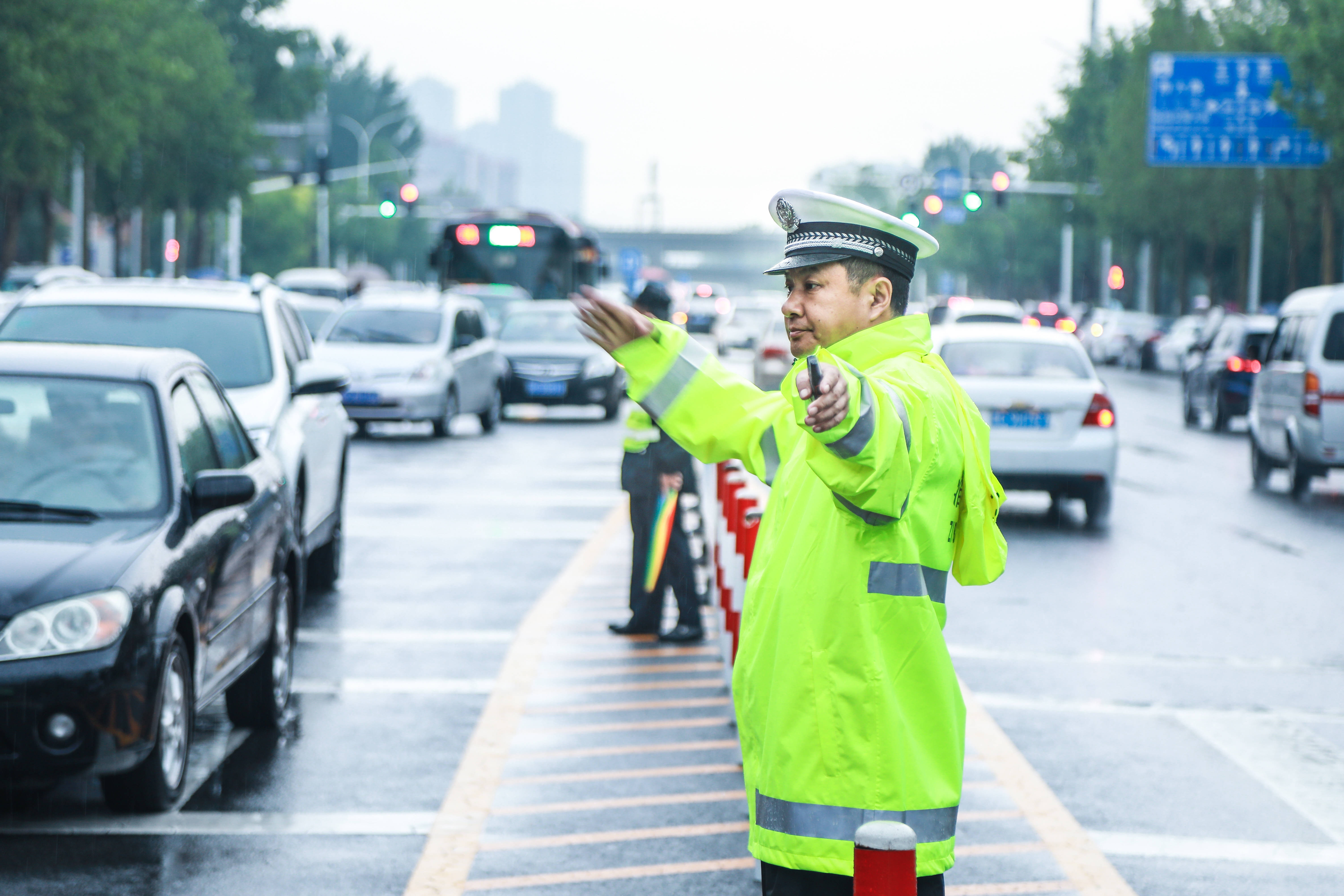 坚守一线三十载 护航平安保安全——最美警察陈浩田