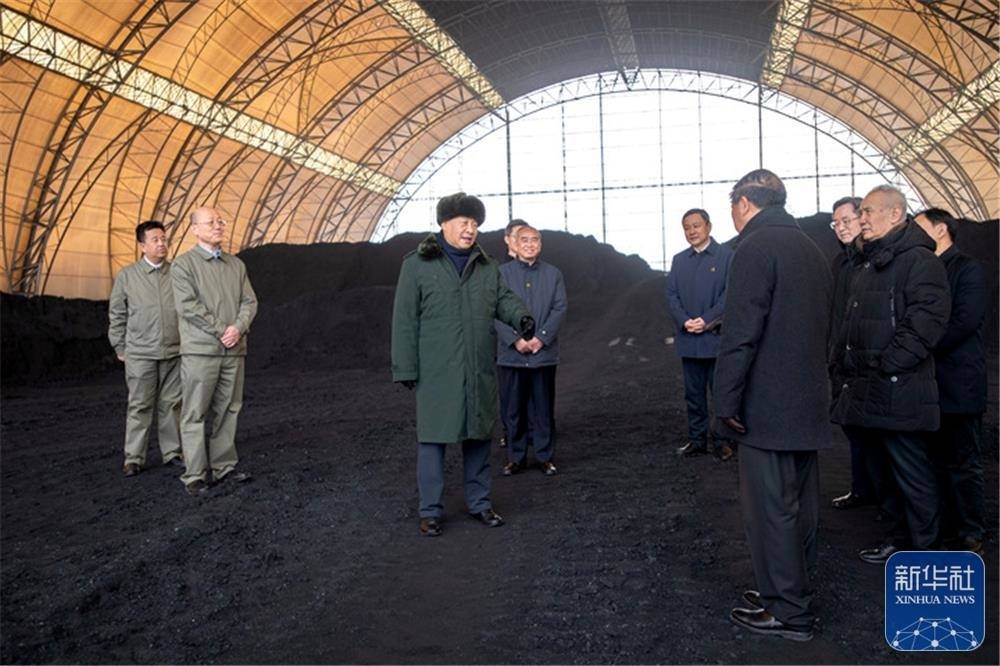 习近平春节前夕赴山西看望慰问基层干部群众 向全国各族人民致以美好的新春祝福