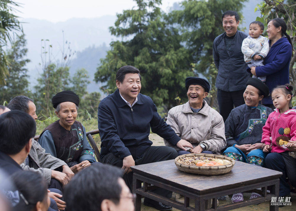 习近平：时刻同人民在一起