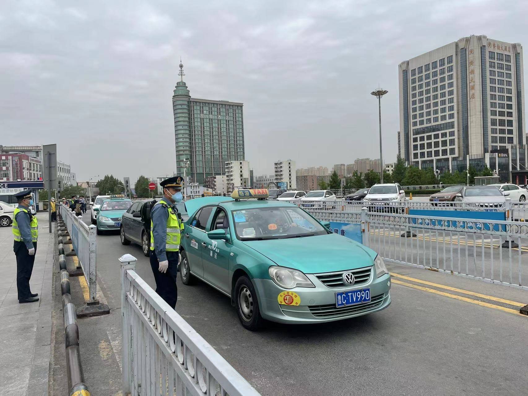 快讯 | 全市道路客运出租市场专项整治行动开启