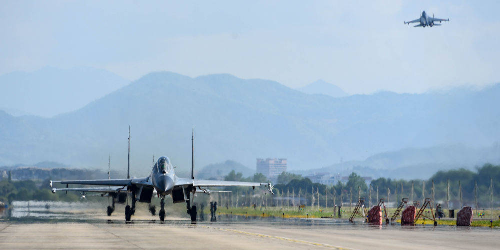 东部战区位台岛周边开展规模空前的实战化联合演训