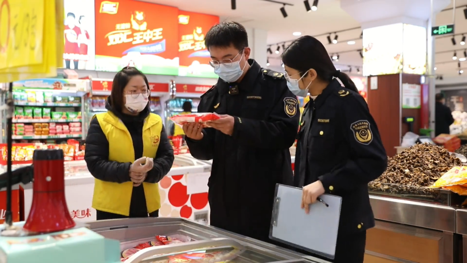 我市市场监管部门加大检查  护航元宵节食品安全