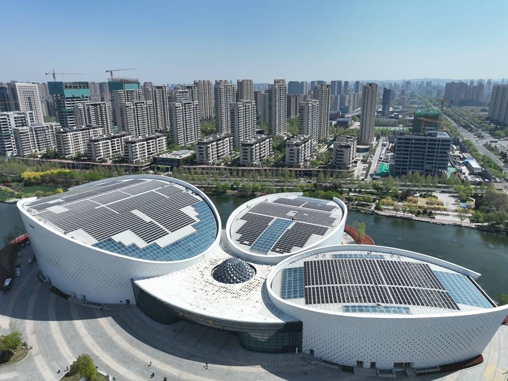 绿动齐鲁碳路未来｜【淄博】助力绿色低碳齐鲁 淄博公共机构屋顶自己会“发电”