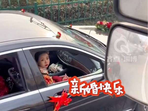 【视频】货车司机等车时偶遇婚车 结果......