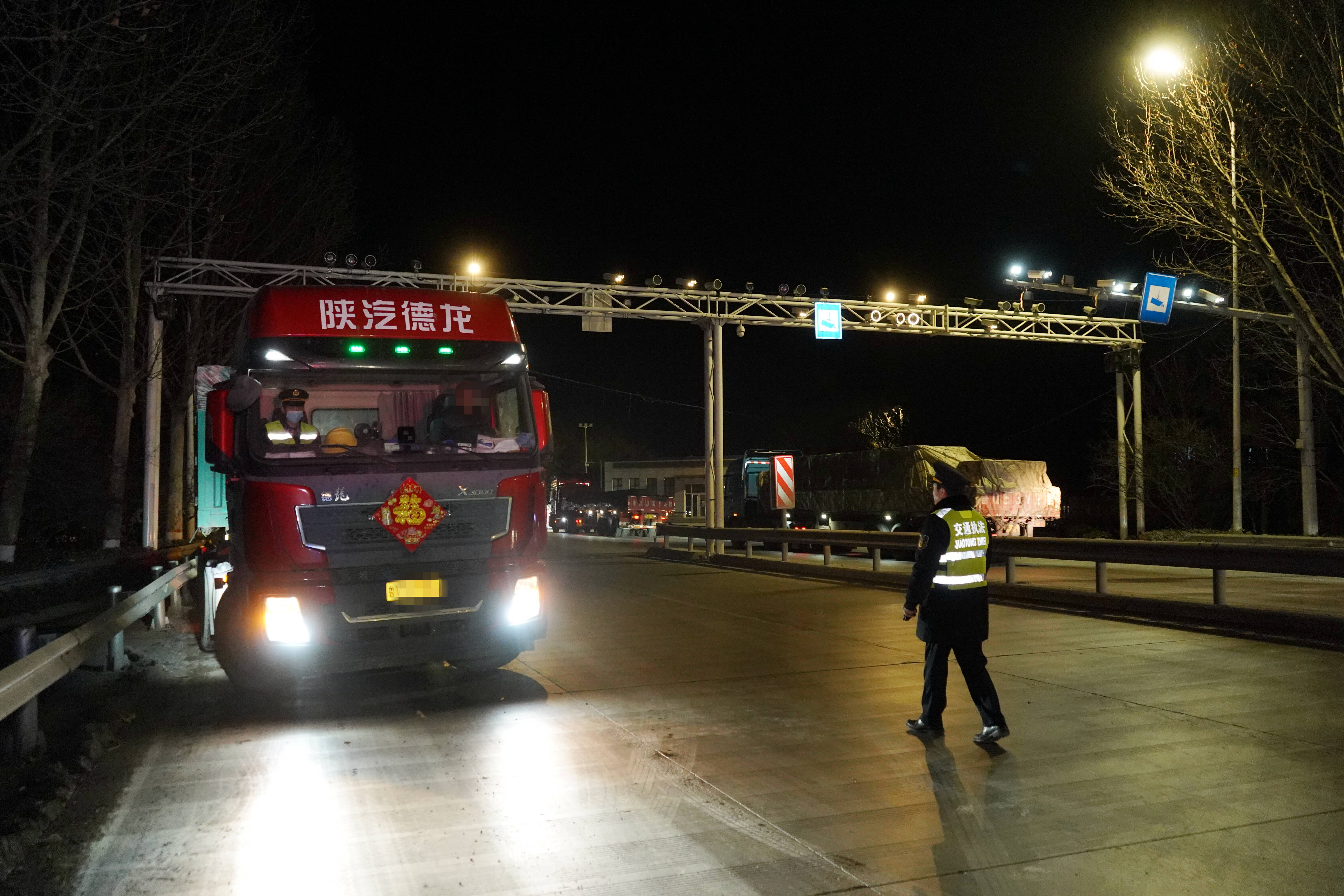 夜间至次日凌晨 淄博市联合执法严查超限超载车辆