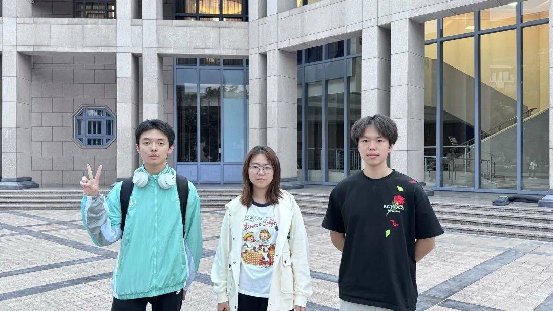 9年+4年，他们仨一起上北大！