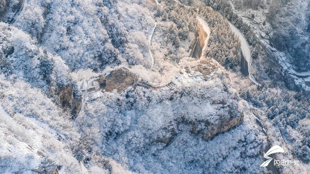 山东淄博：潭溪山雾凇奇观扮靓新年盛景