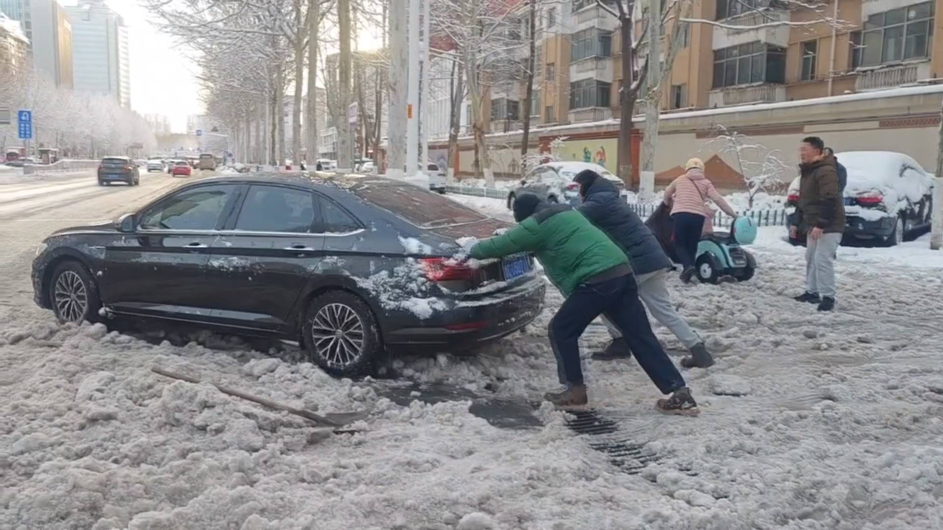 身边的“雷锋”，你好！