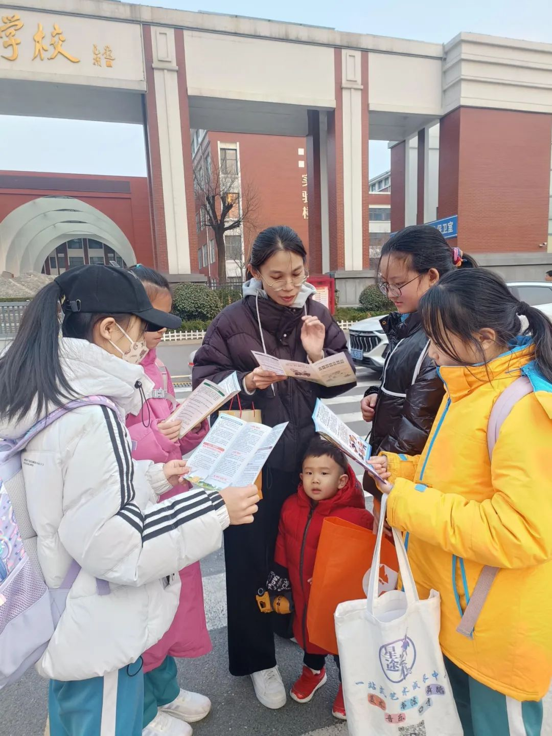 和泰人寿淄博中支积极开展“3.15”金融消费者权益保护教育宣传活动