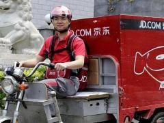 京东外卖因流量激增短暂崩溃，官方回应：系统已恢复并补偿10万张优惠券