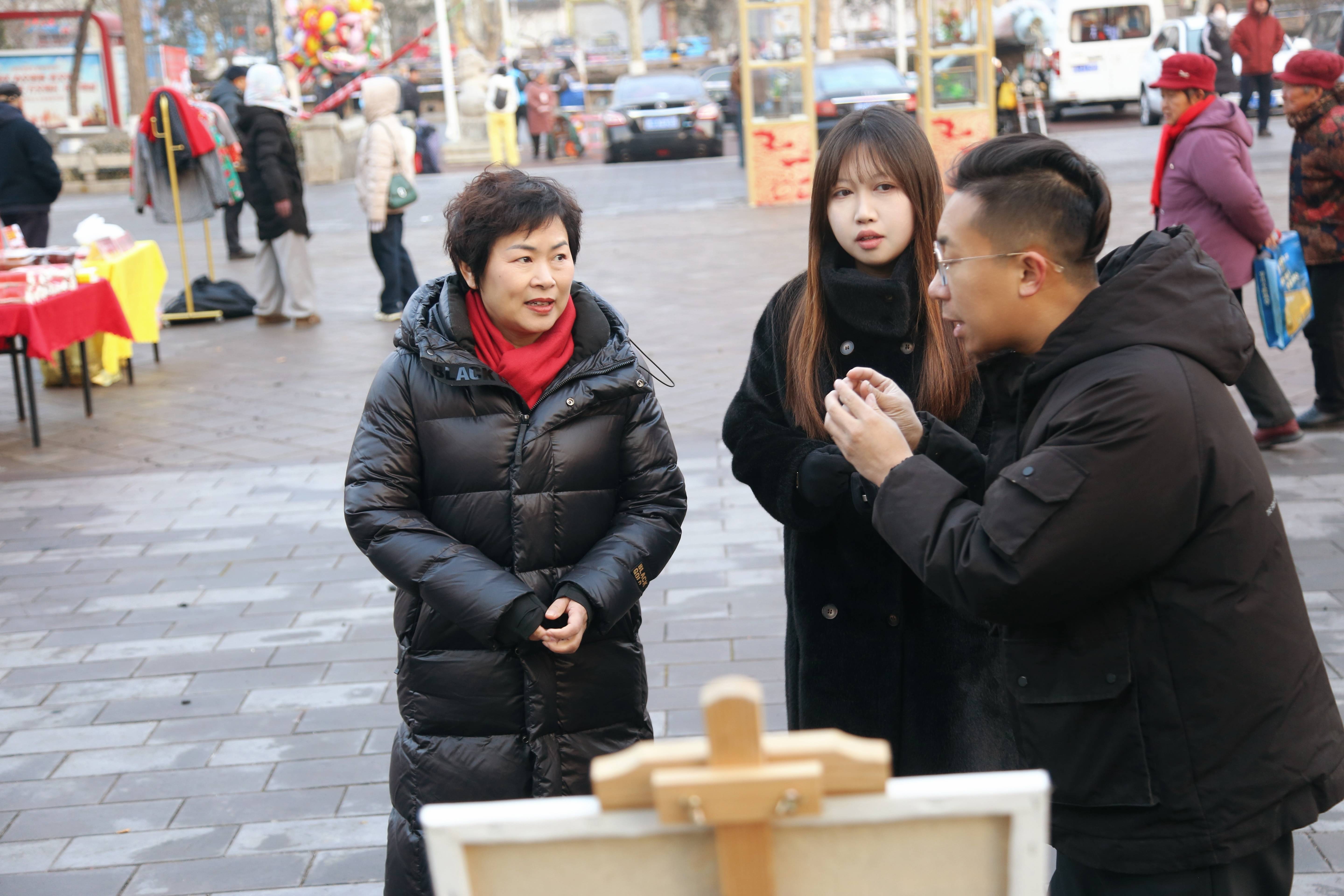 好网民·在淄博 | 当画笔遇见流量：两个年轻人这样“网”住家乡之美