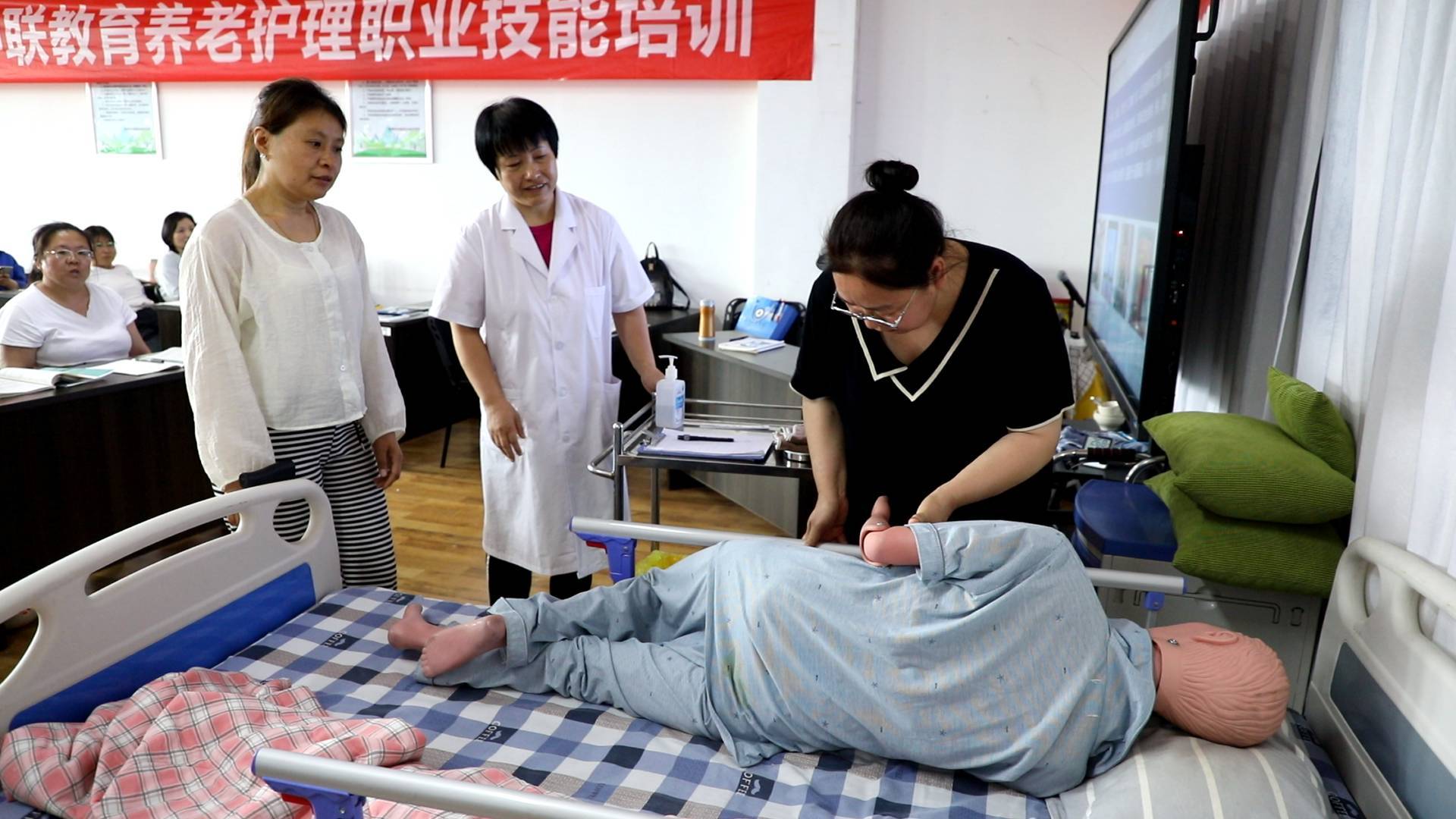 就业难用工难 一站服务全解决