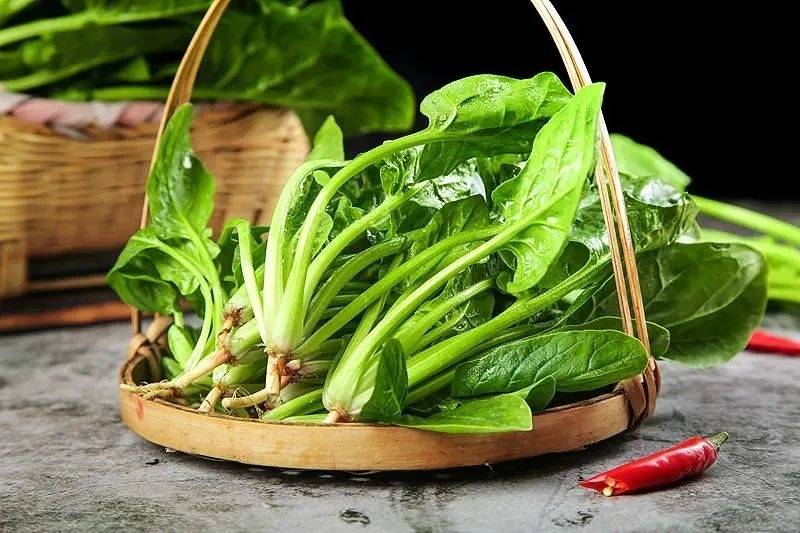 这个菜强烈建议你多吃！但有两点一定要注意……