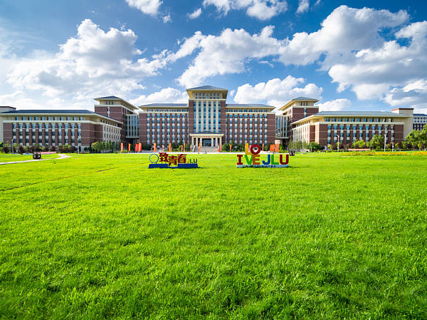 AI填报志愿靠谱吗？一文教你&ldquo;冷&rdquo;&ldquo;热&rdquo;专业怎么选&rarr;