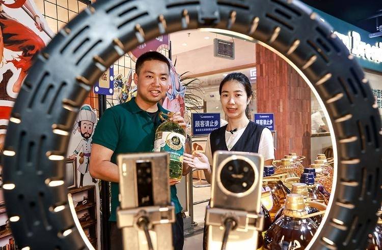 史上最长618：多平台国补类别成交额增速亮眼，头部主播集体“静悄悄”