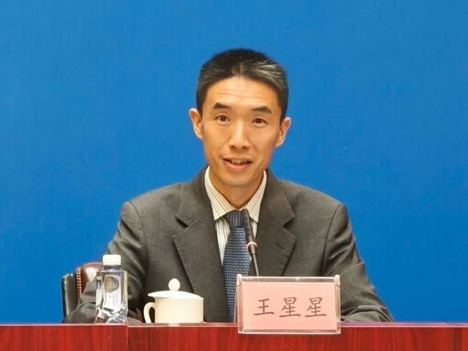 交通运输部：将打造“全国123出行交通圈”和“全球123快货物流圈”