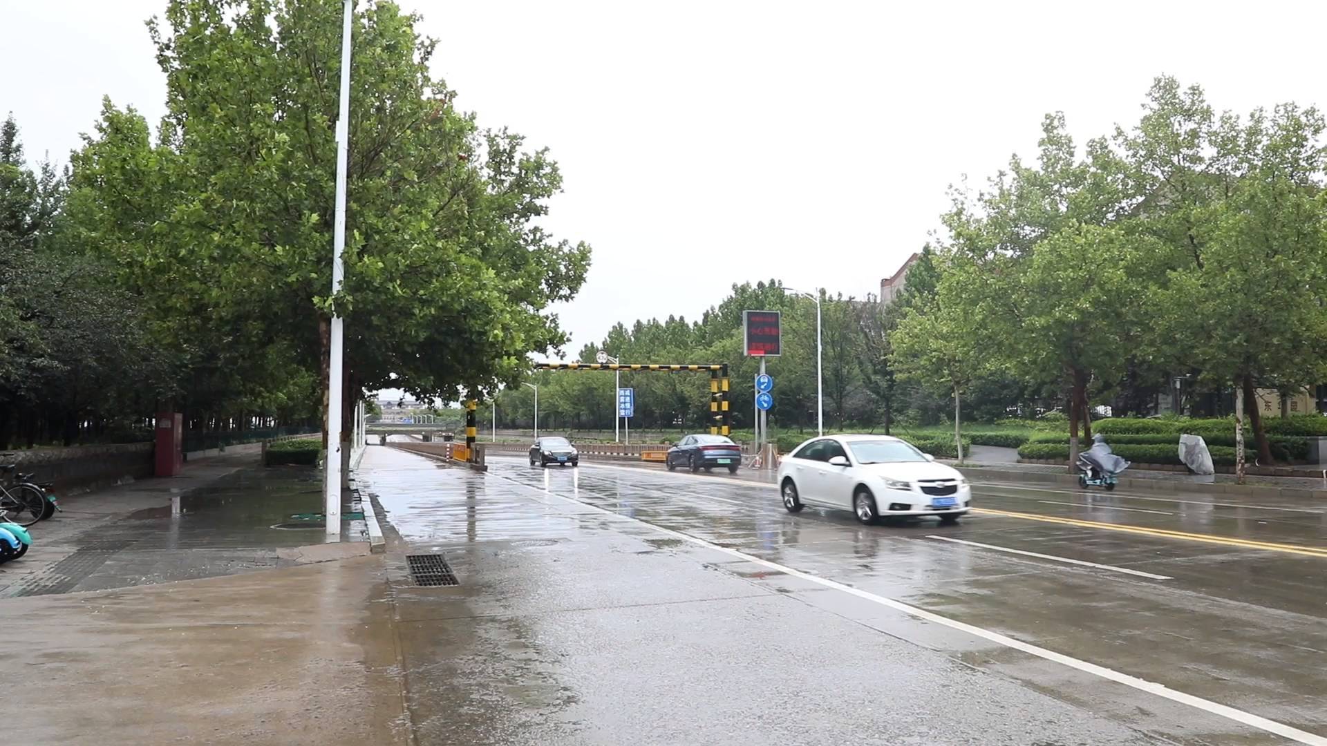 多措并举 铸牢城市防汛"安全堤"