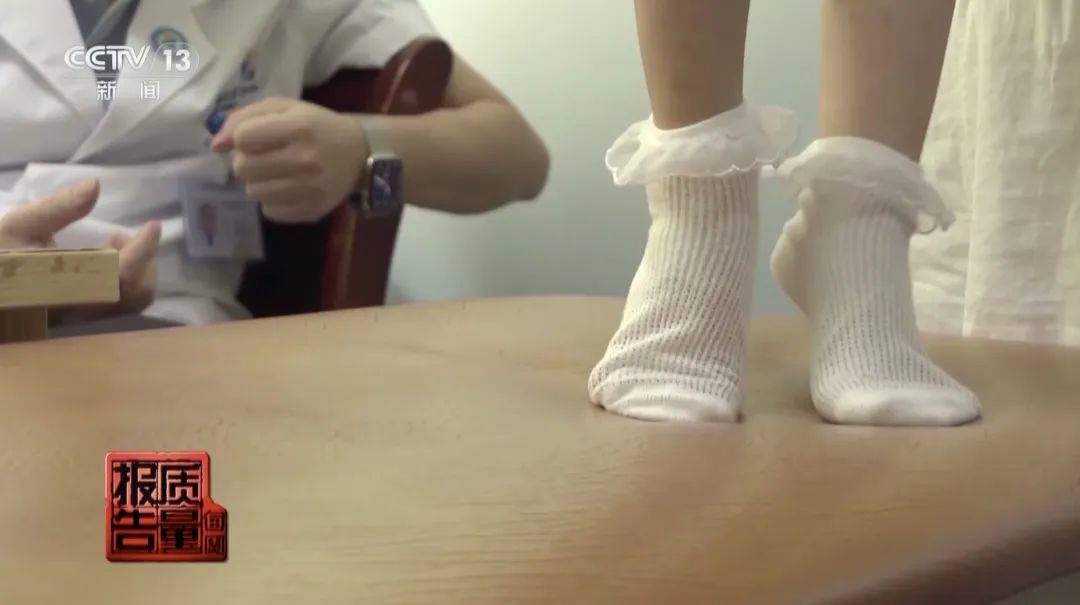 定价远超普通童鞋！&ldquo;学步鞋&rdquo;真能矫正步态吗？