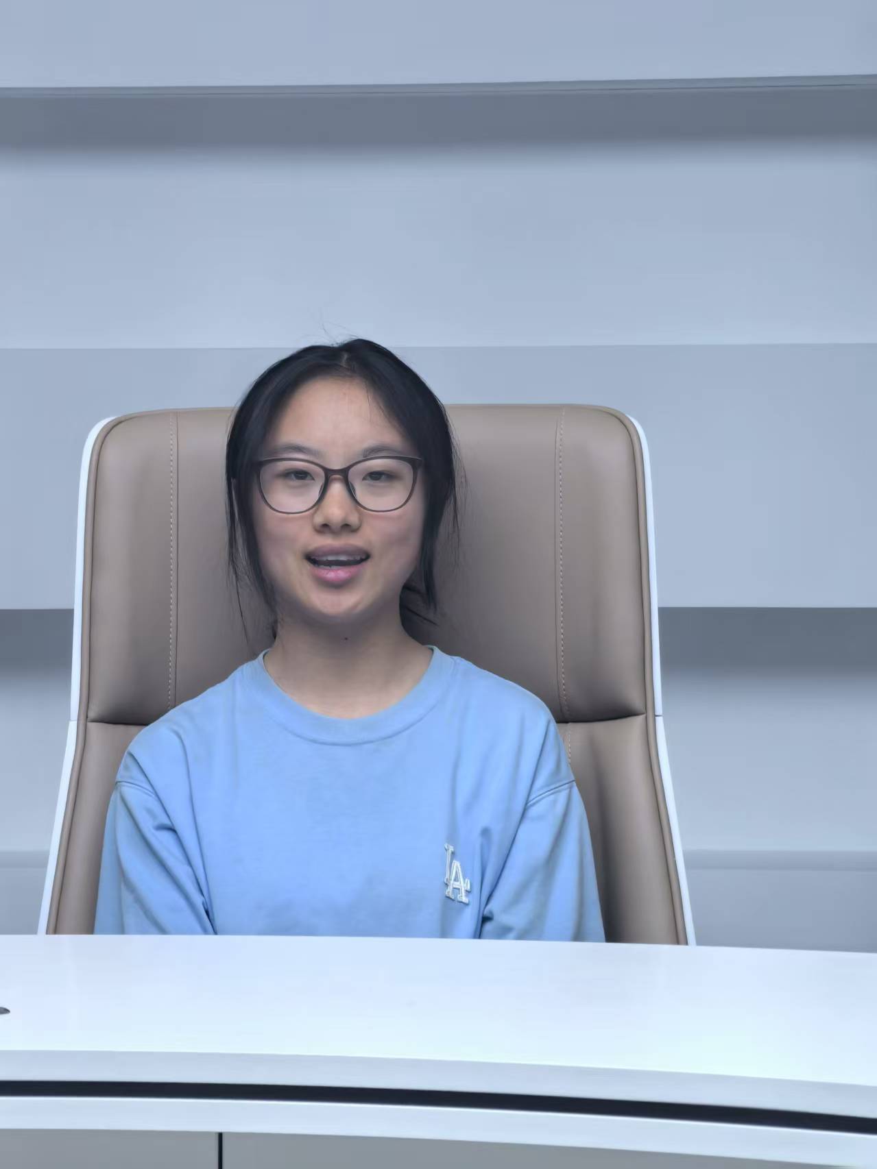 老鹰表达力【平静的心态】