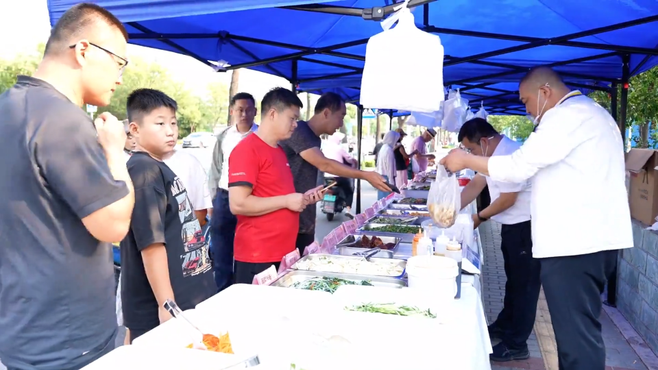 &ldquo;高端标准&rdquo;平民价格  星级饭店为何&ldquo;接地气&rdquo;？