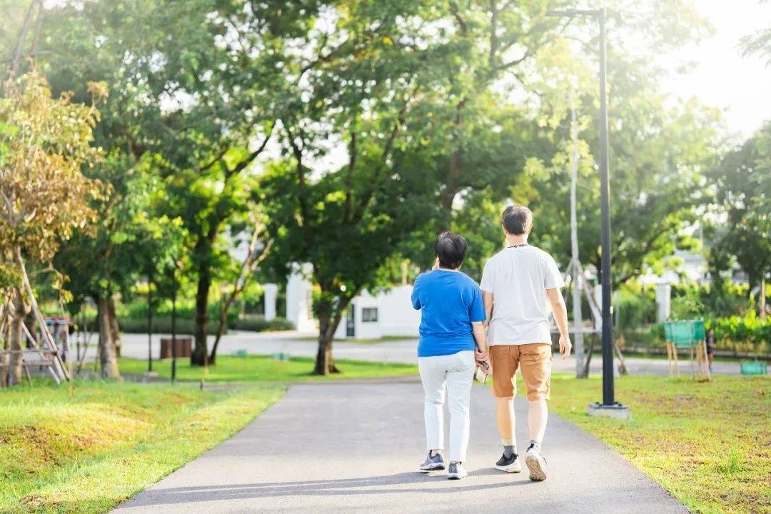 走5公里和跑5公里，哪个对身体益处更大？