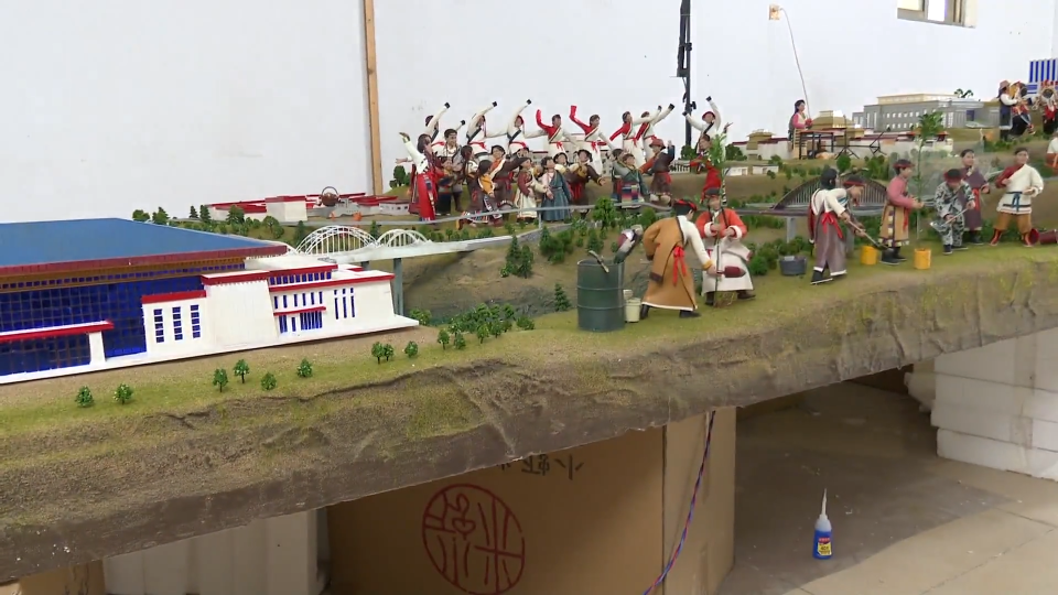 高原风情软陶呈现 西藏主题微缩场景淄博完工