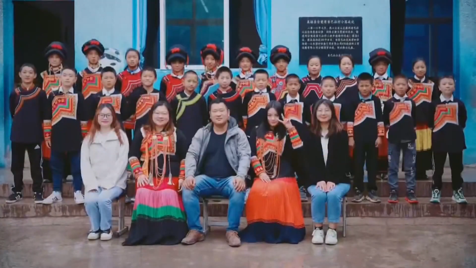 淄博女孩支教8年 &ldquo;明年就回&rdquo;成永远遗憾