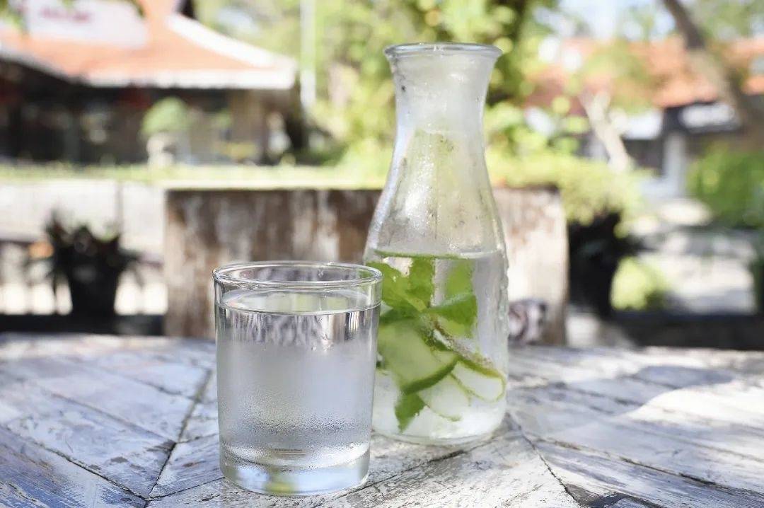 饭前喝一杯，血糖稳了、腰围小了！方法超简单！