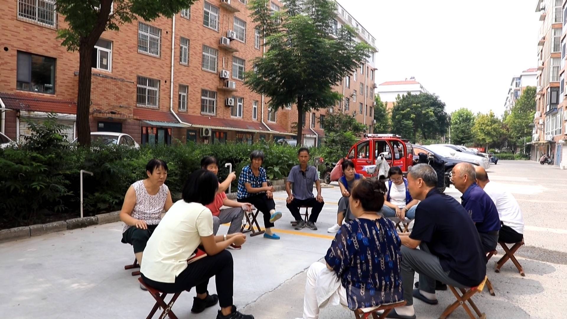 社区齐聚力   破解&ldquo;停车难&rdquo;