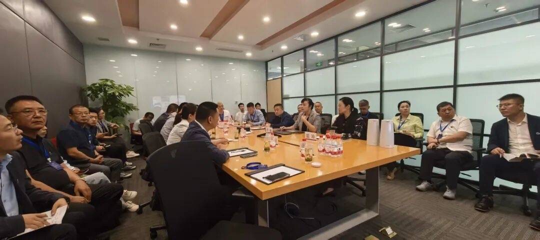 淄博市物流与供应链协会赴青岛考察交流：对标标杆企业，共探物流供应链高质量发展新路径