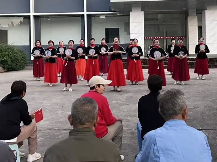 【文化书院惠民生】沣水镇矿山社区邻里节，让欢乐持续升温