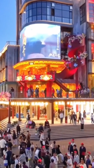 秋光如颂 全景淄博 | 海岱楼钟书阁、唐库文创园等打卡地成为游客出行的热门之选