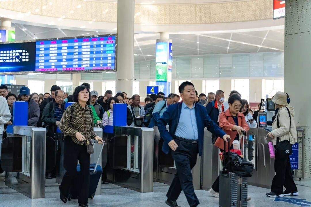 最低4折！1300余趟动车组列车票价优惠力度加大！