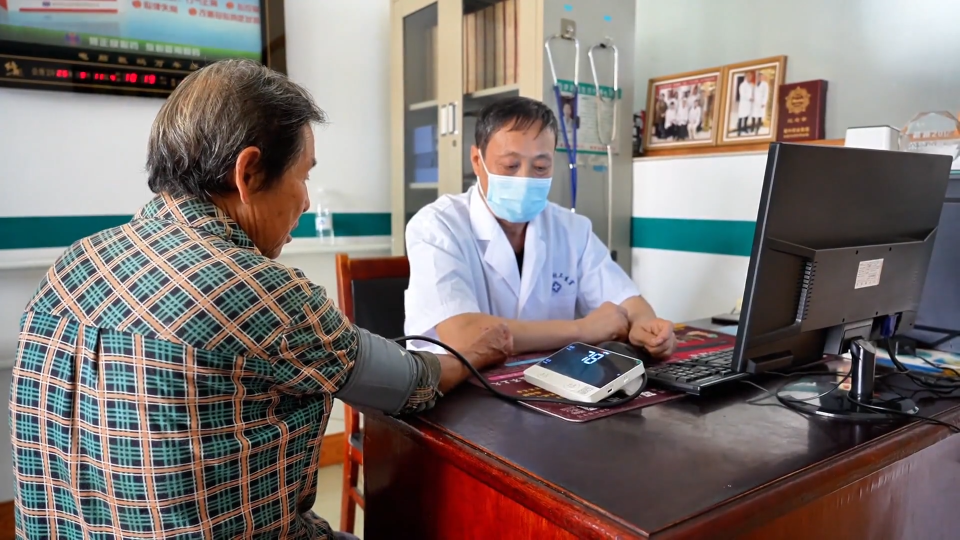 提升健康&ldquo;前沿哨所&rdquo; 打通服务&ldquo;最后一公里&rdquo;