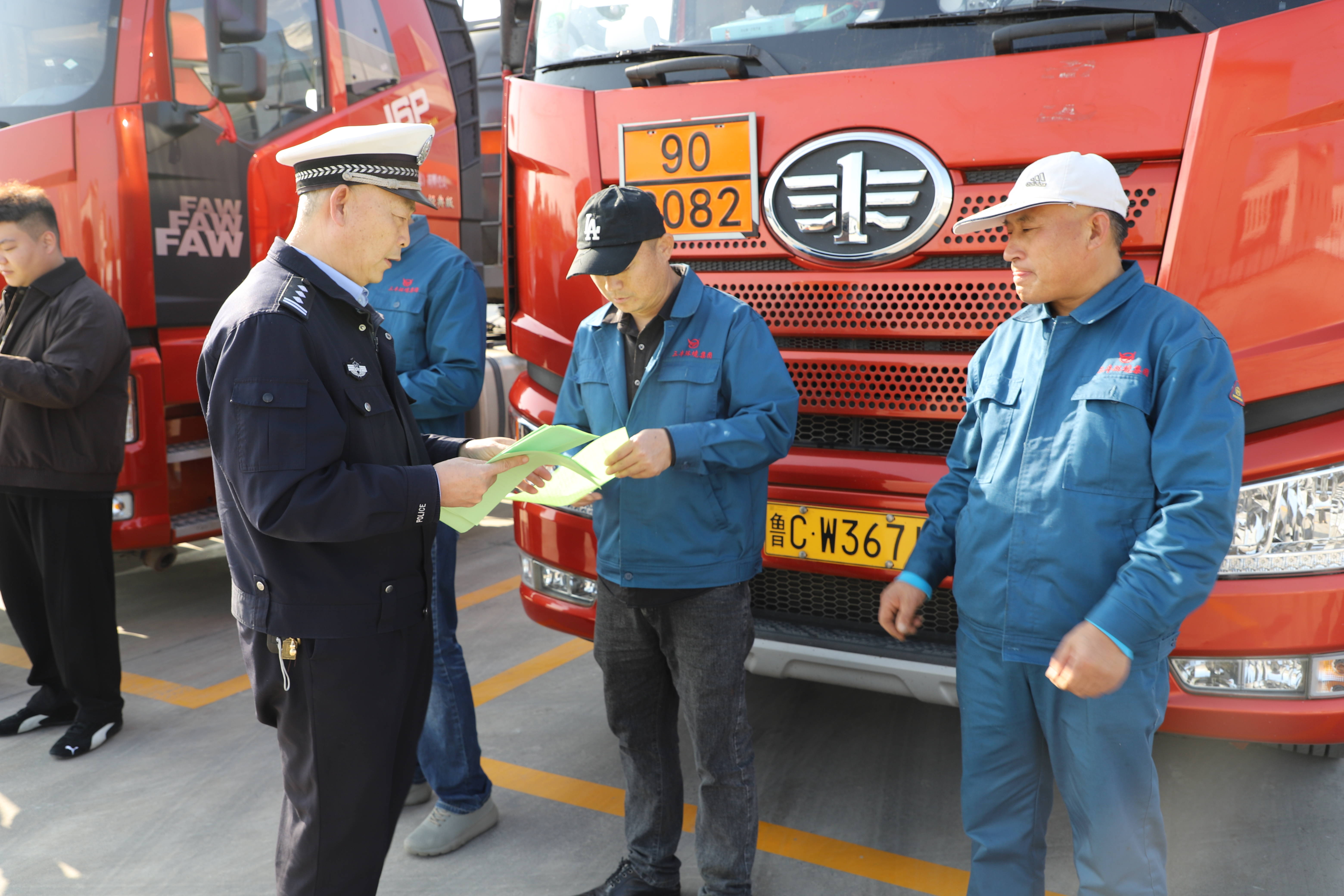 把控源头、靶向宣教，博山交警为运输企业拧紧&ldquo;安全阀&rdquo;