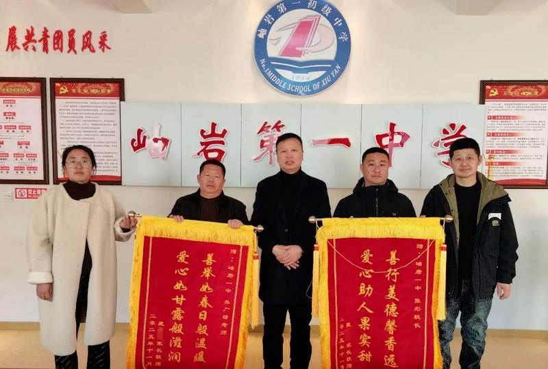 学生没到校没请假？11通电话都被挂掉！老师冲到家里发现&hellip;&hellip;