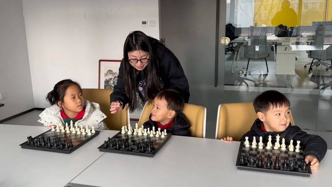 【我和我的文化书院】淄博市文化书院举办国际象棋公益课