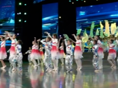 少儿春晚来了"神秘嘉宾&rdquo;，科技赋能艺术，创意点亮舞台