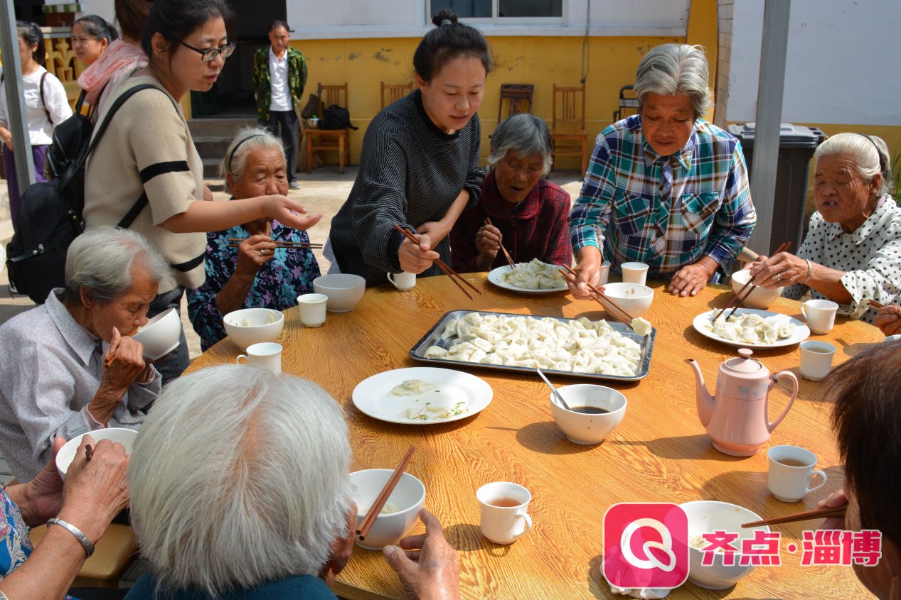 兜底線織密網建機制市民政局把政策紅利交到老百姓手上