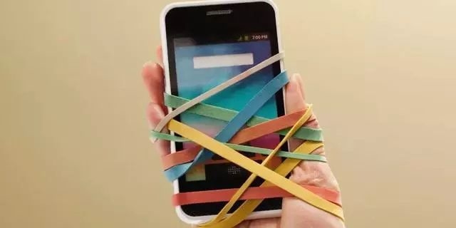 苦了基层干部，累了办事群众！“指尖上的形式主义”要不得