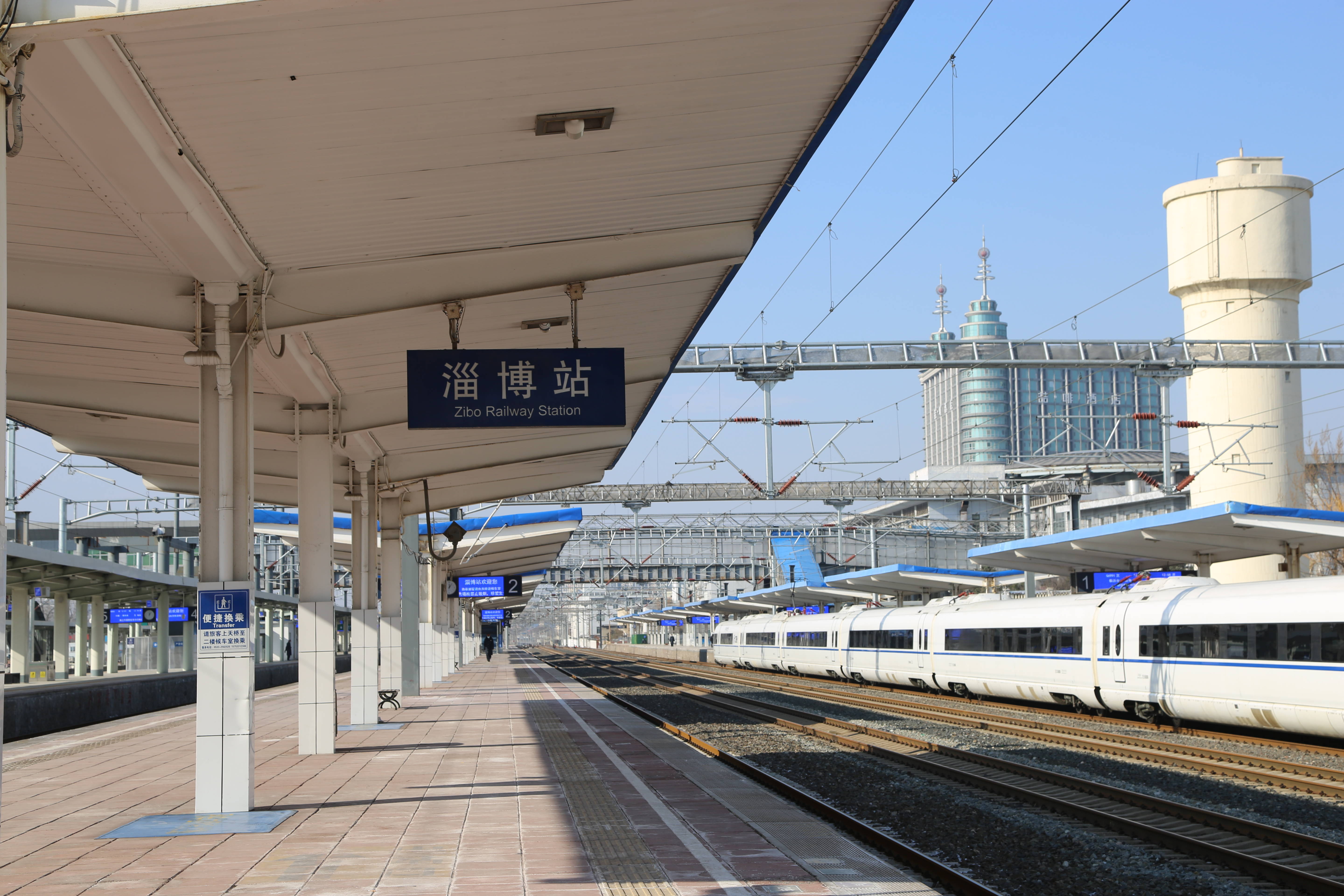 2021年3月份,淄博站客运设施改造工程全面展开,已完成对4,5,6站台